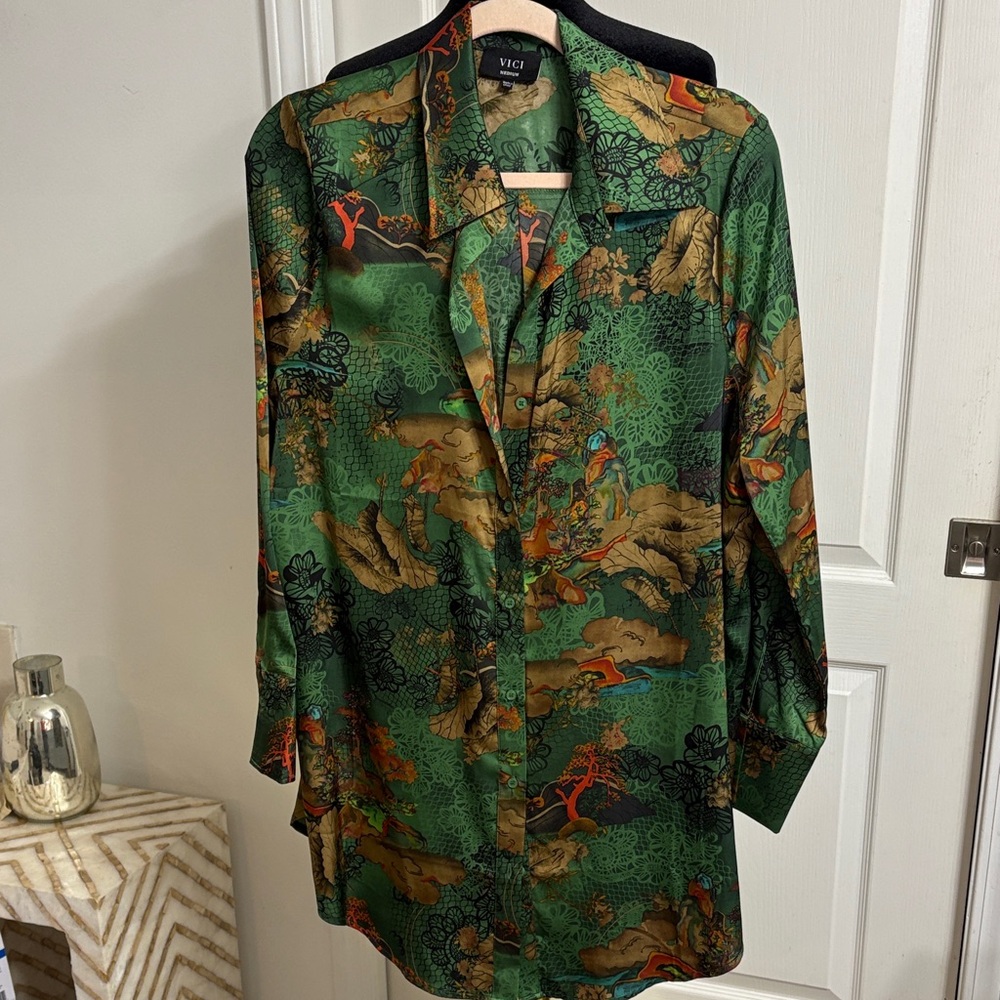 Vici Forest Green and Orange Patterned Blouse